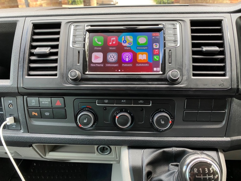VOLKSWAGEN TRANSPORTER