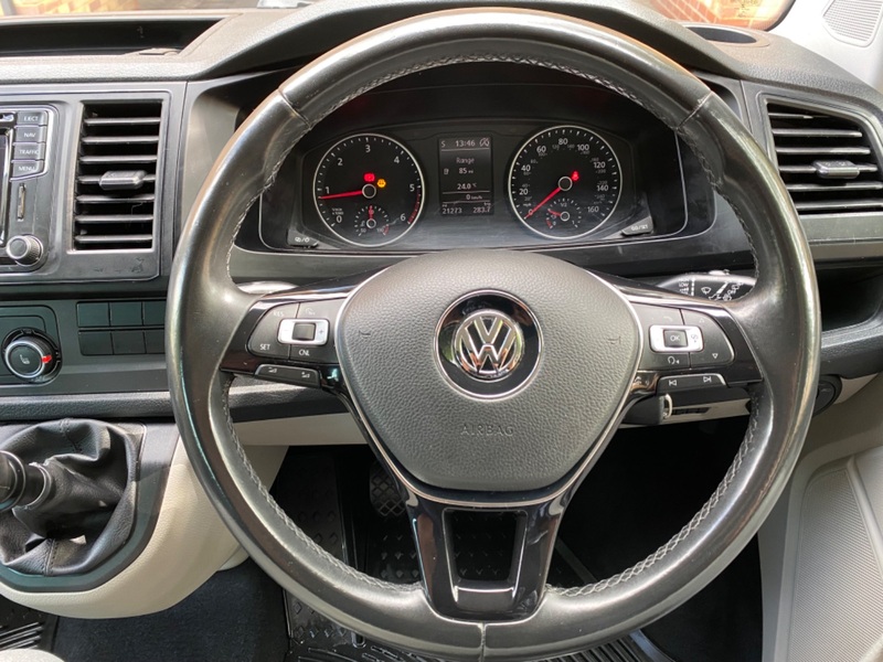VOLKSWAGEN TRANSPORTER