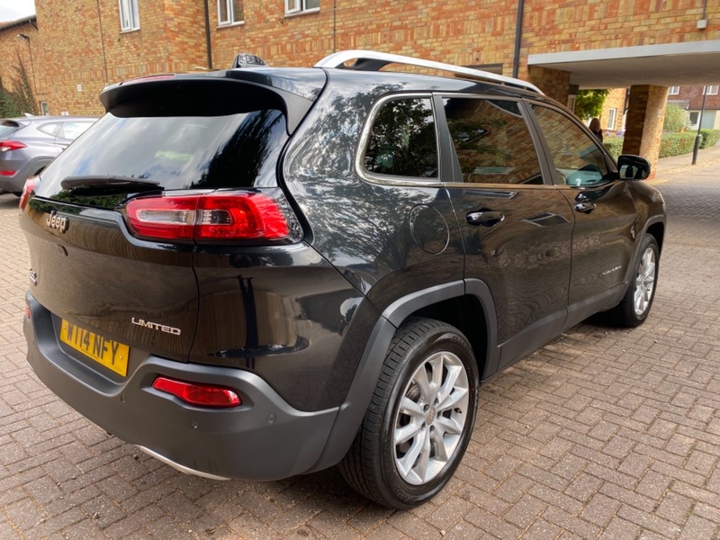 JEEP CHEROKEE