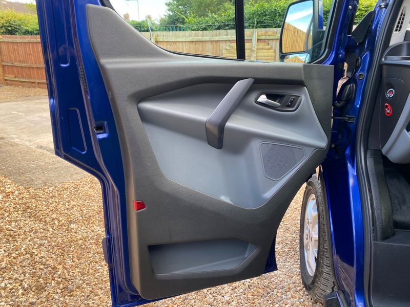 FORD TRANSIT CUSTOM
