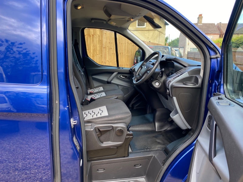 FORD TRANSIT CUSTOM