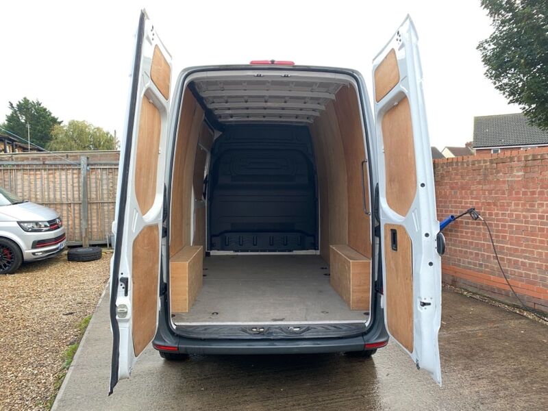 MERCEDES-BENZ SPRINTER