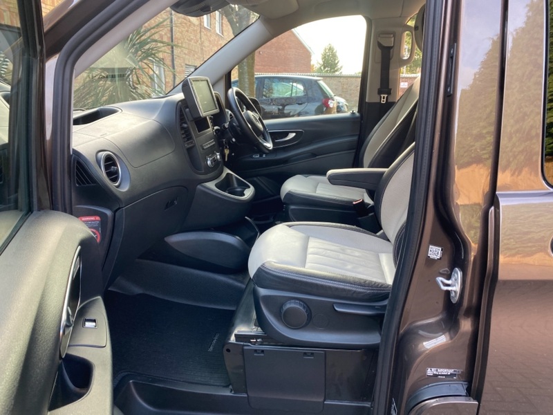 MERCEDES-BENZ VITO