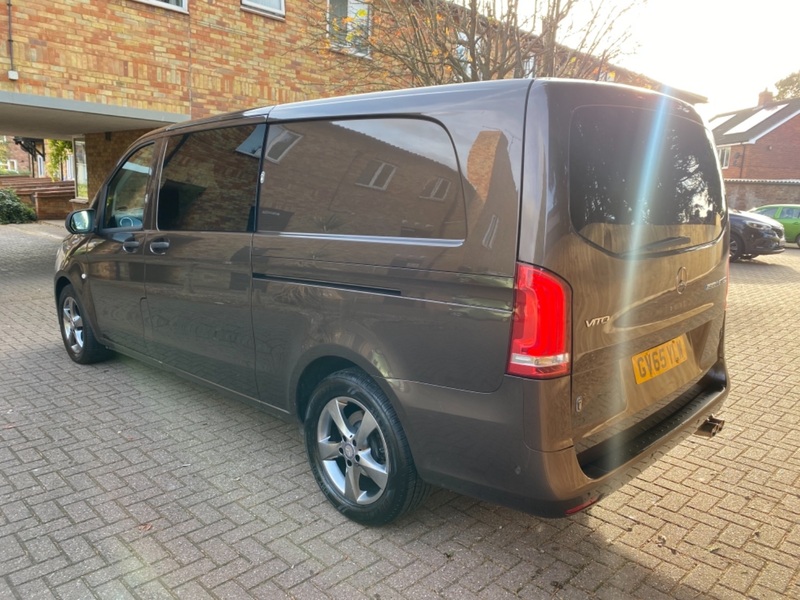 MERCEDES-BENZ VITO