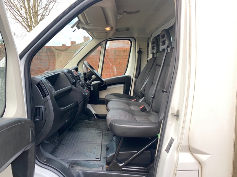 PEUGEOT BOXER