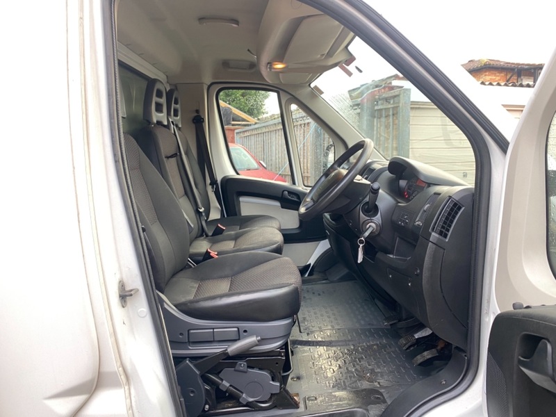 PEUGEOT BOXER