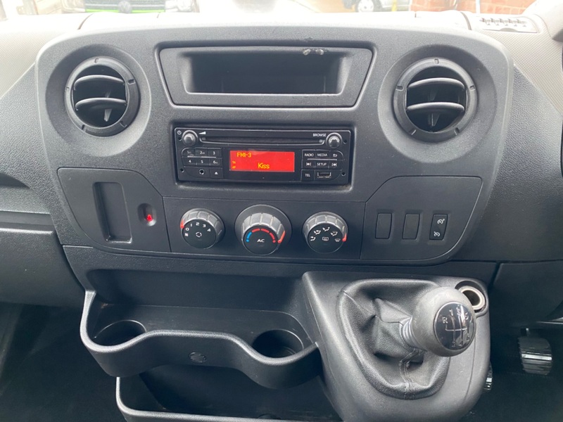 RENAULT MASTER