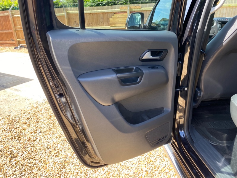 VOLKSWAGEN AMAROK
