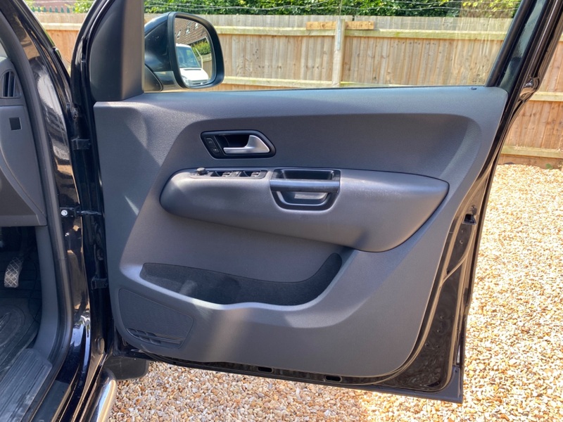 VOLKSWAGEN AMAROK