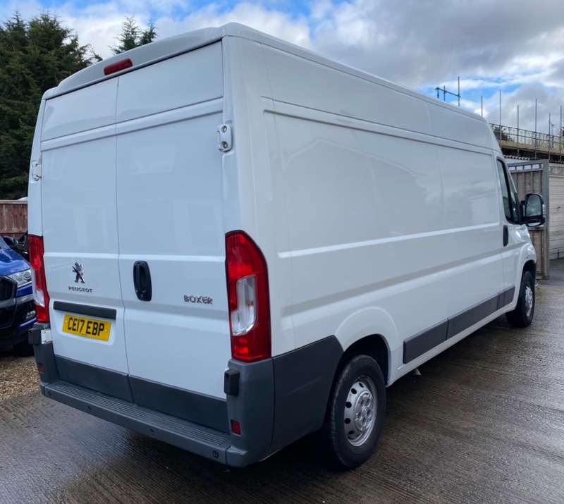 PEUGEOT BOXER