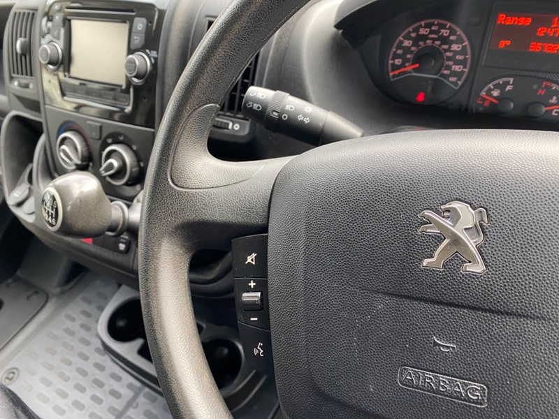 PEUGEOT BOXER