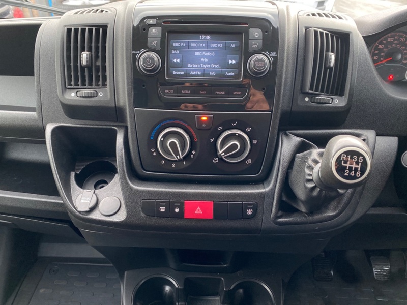 PEUGEOT BOXER
