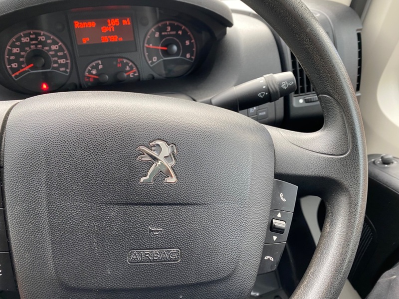 PEUGEOT BOXER