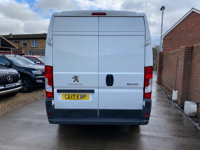 PEUGEOT BOXER