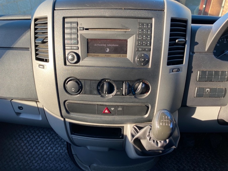 MERCEDES-BENZ SPRINTER