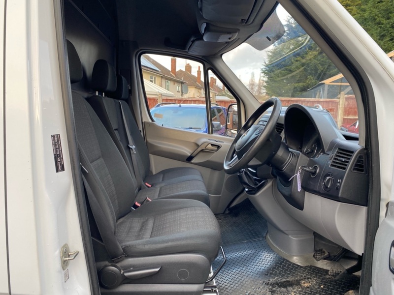 MERCEDES-BENZ SPRINTER
