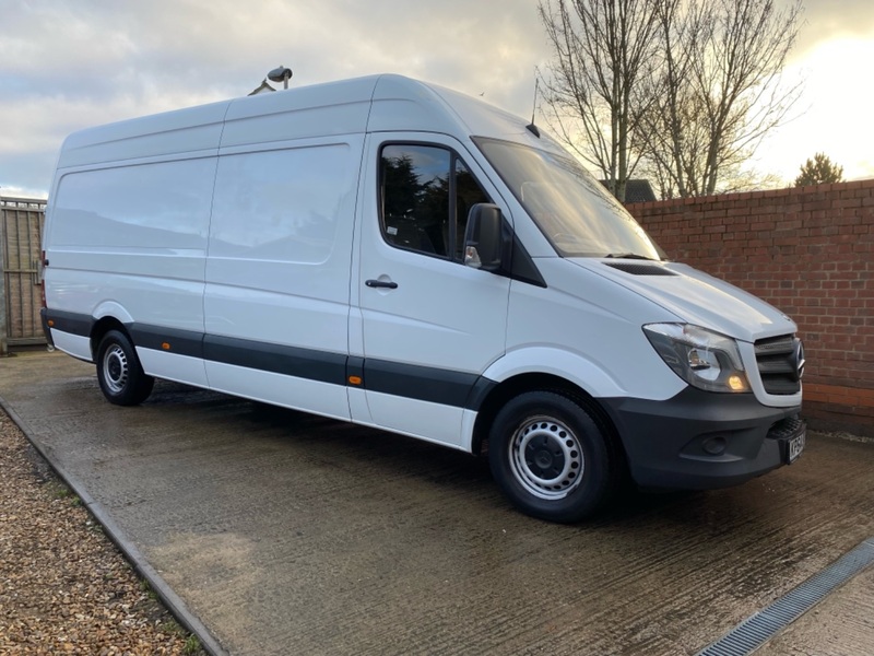 MERCEDES-BENZ SPRINTER