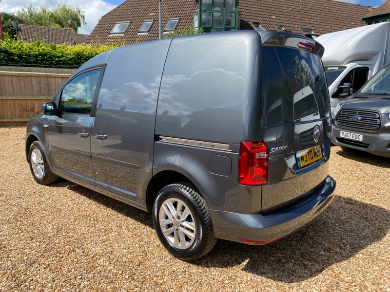 VOLKSWAGEN CADDY