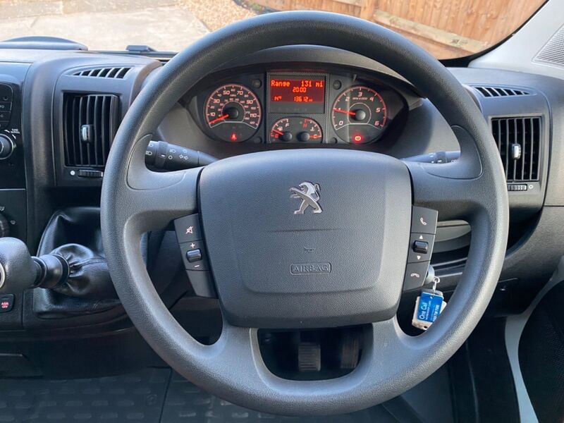 PEUGEOT BOXER