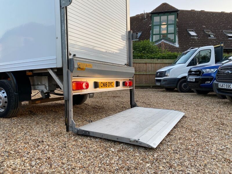 PEUGEOT BOXER