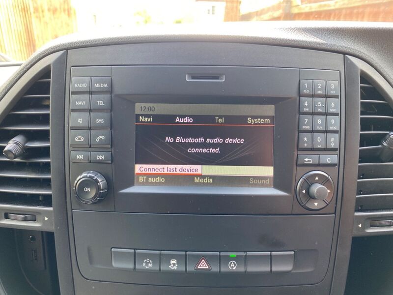 MERCEDES-BENZ VITO