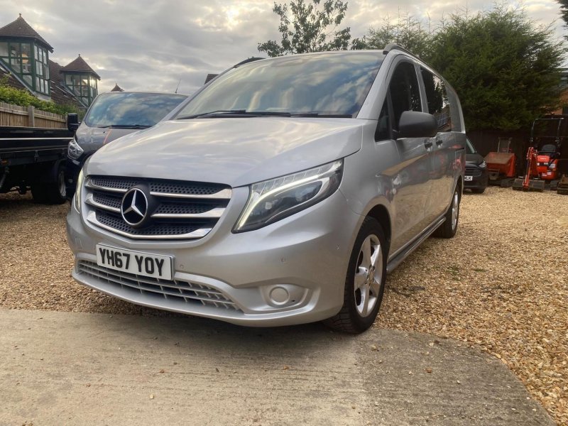 View MERCEDES-BENZ VITO 2.1 119 CDI BlueTEC Sport Crew Van G-Tronic+ RWD L2 Euro 6 (s/s) 5dr (LWB)