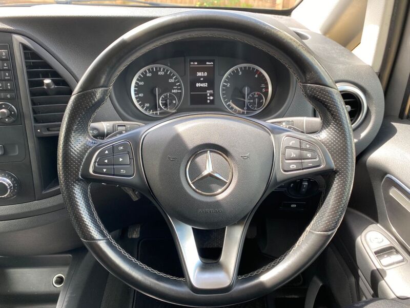 MERCEDES-BENZ VITO