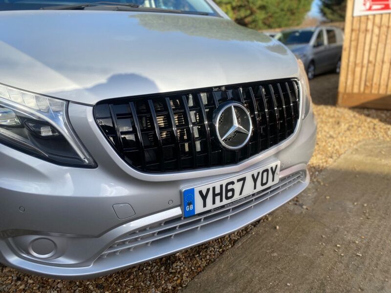 MERCEDES-BENZ VITO