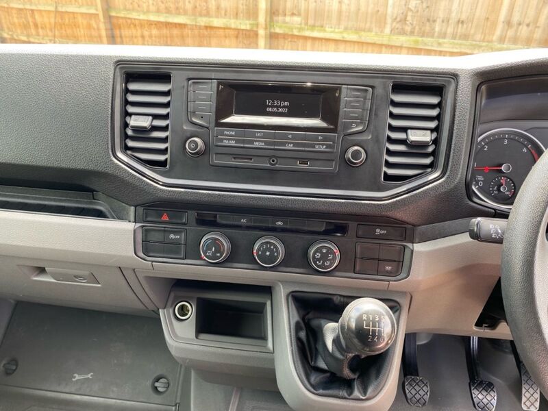 VOLKSWAGEN CRAFTER