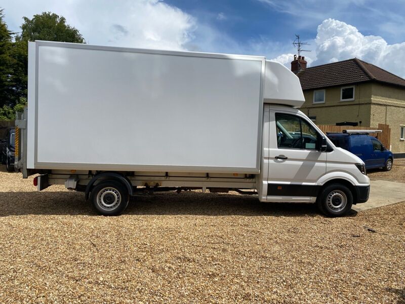 VOLKSWAGEN CRAFTER