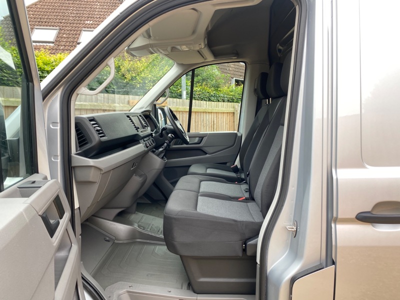 VOLKSWAGEN CRAFTER