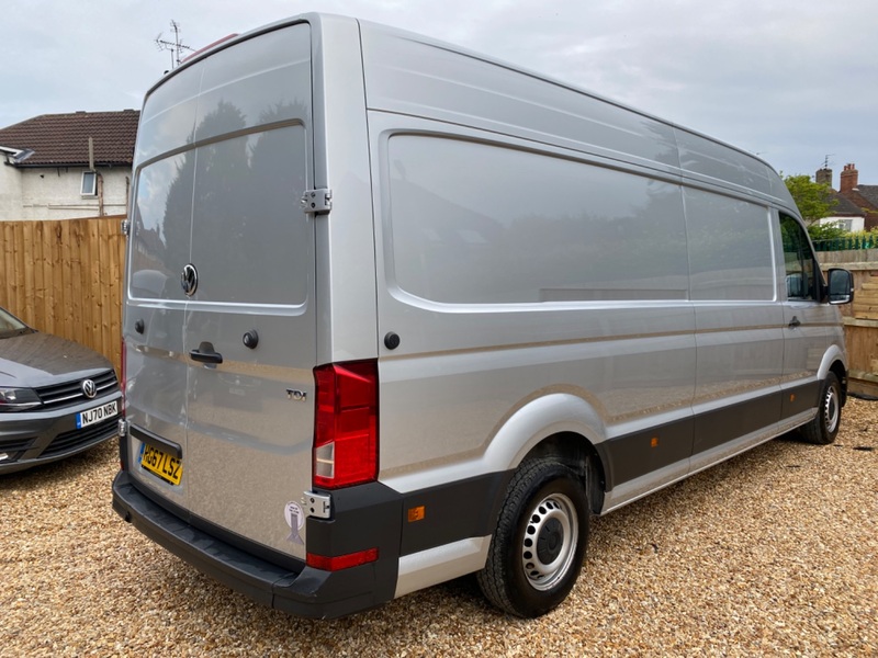 VOLKSWAGEN CRAFTER