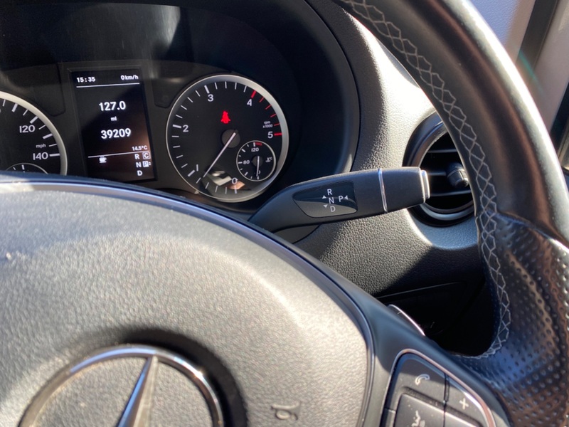 MERCEDES-BENZ VITO