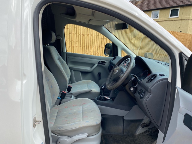 VOLKSWAGEN CADDY