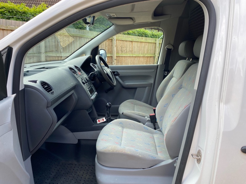 VOLKSWAGEN CADDY