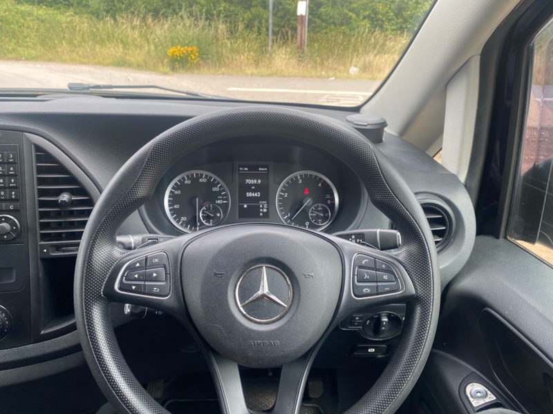 MERCEDES-BENZ VITO