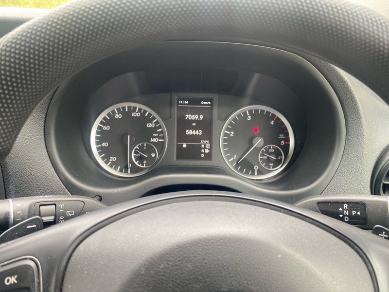MERCEDES-BENZ VITO