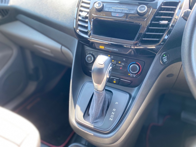 FORD TRANSIT CONNECT