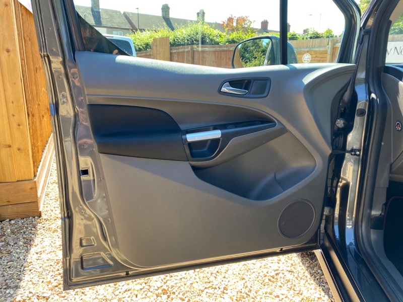 FORD TRANSIT CONNECT
