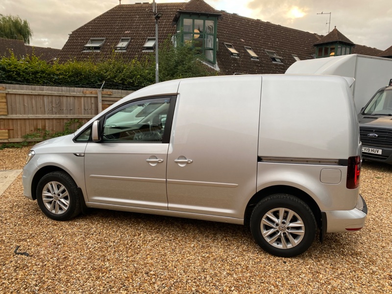 VOLKSWAGEN CADDY