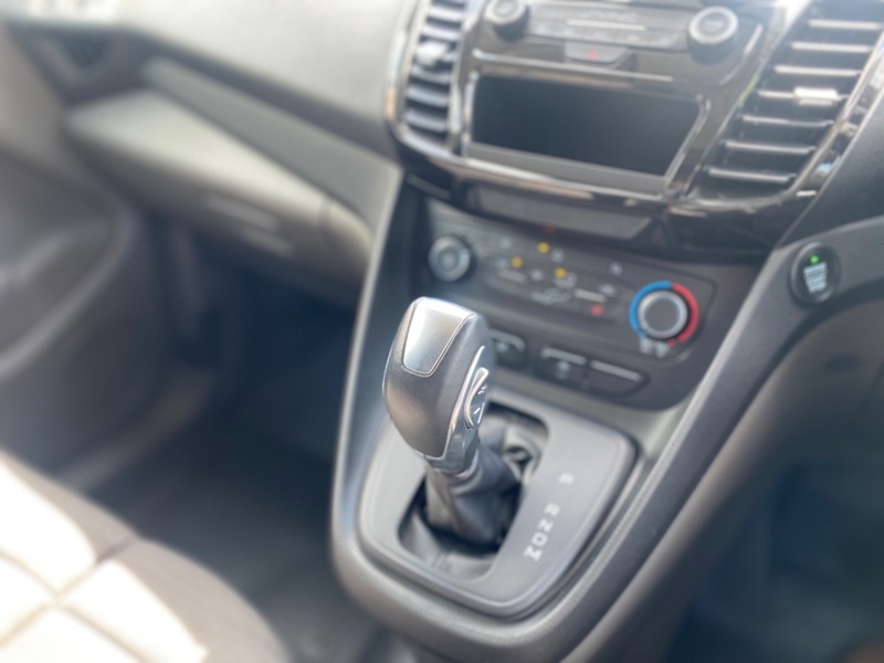 FORD TRANSIT CONNECT