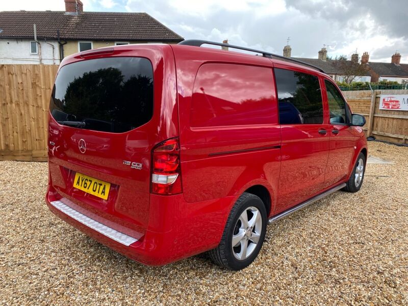MERCEDES-BENZ VITO