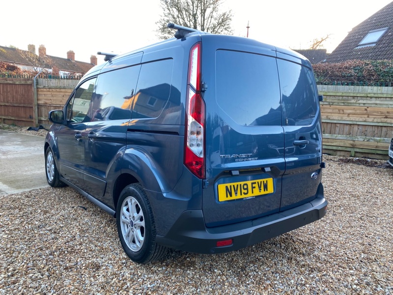 FORD TRANSIT CONNECT