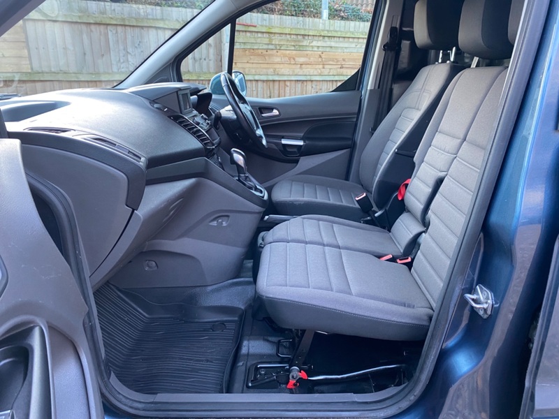 FORD TRANSIT CONNECT