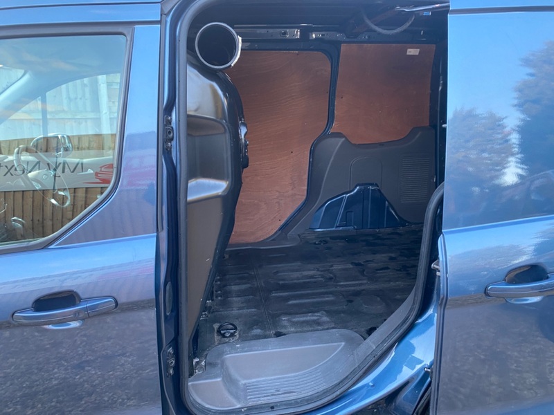 FORD TRANSIT CONNECT