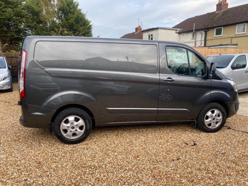 FORD TRANSIT CUSTOM