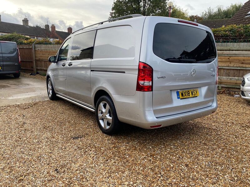 MERCEDES-BENZ VITO