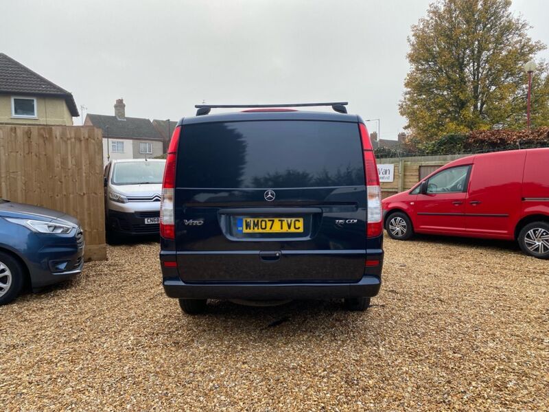 MERCEDES-BENZ VITO