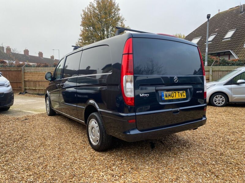 MERCEDES-BENZ VITO