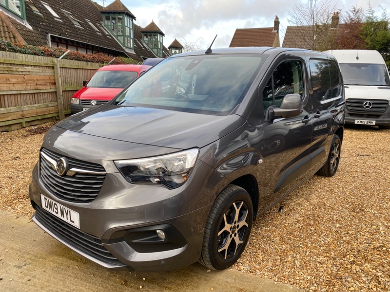 VAUXHALL COMBO